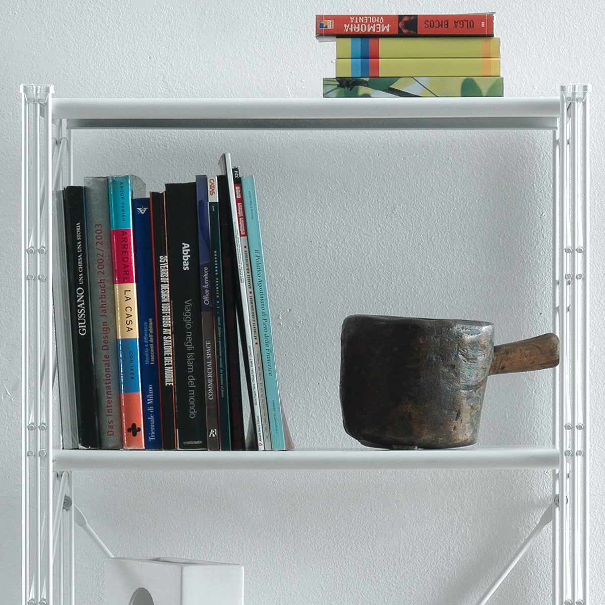 Libreria verticale da soggiorno in acciaio Melker 154