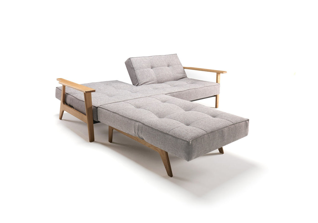 Divano letto con braccioli in legno e materasso a molle SplitBack Frej - 521 Mixed Dance Grey