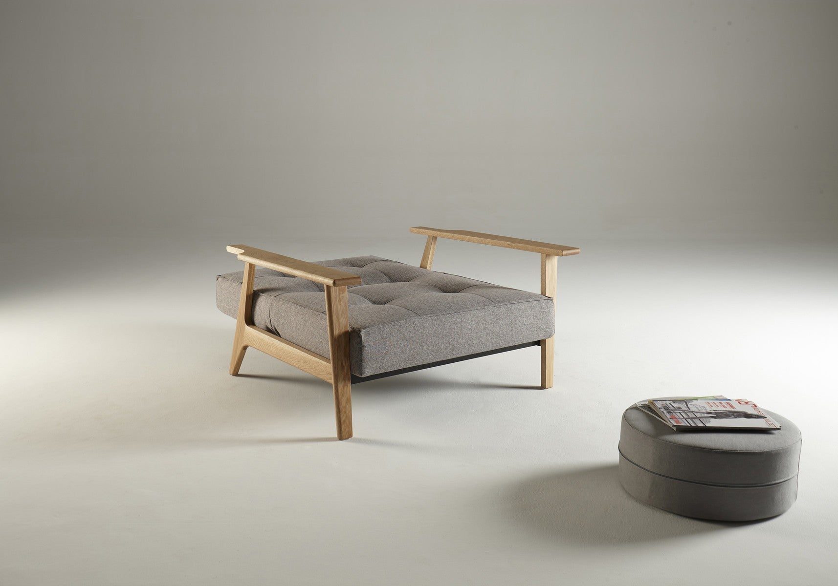 Poltrona design scandinavo in tessuto o velluto SplitBack Frej - 521 Mixed Dance Grey