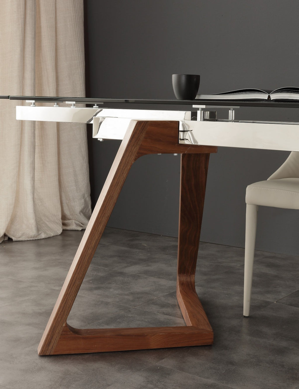 Tavolo allungabile Spoleto in noce acciaio e vetro