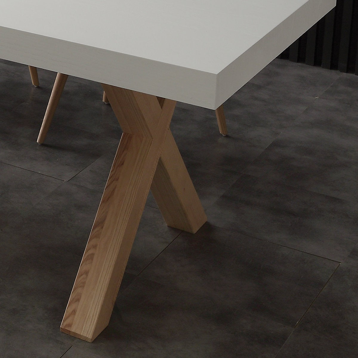 Tavolo da pranzo allungabile 360 cm in massello di frassino Drammen