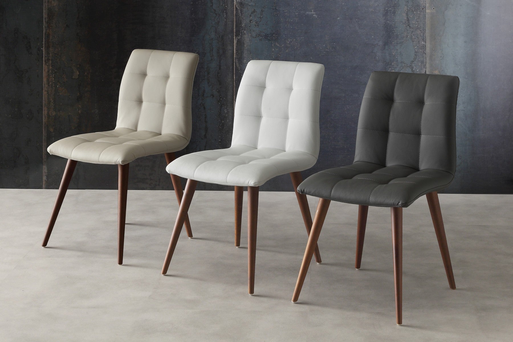 Sedie da cucina in legno ed ecopelle Konnor