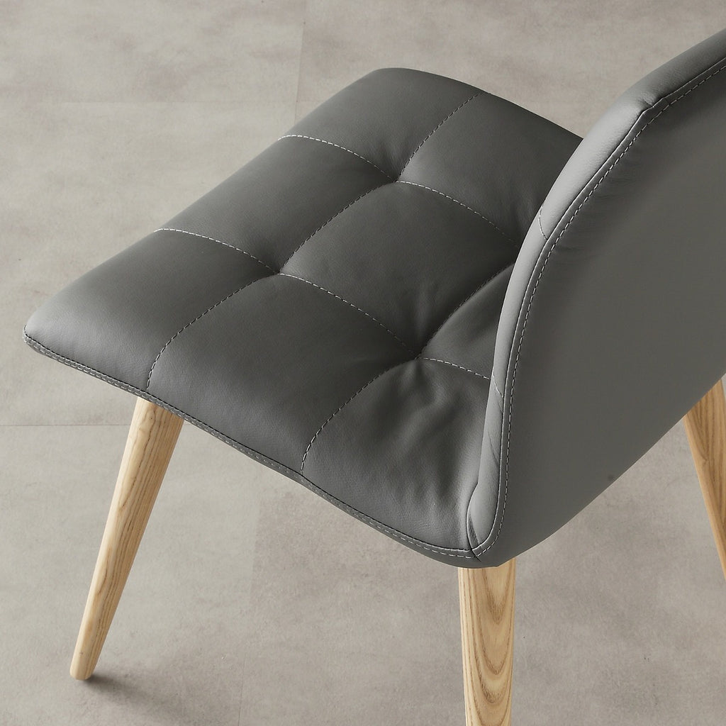 Sedie da cucina in legno ed ecopelle Konnor