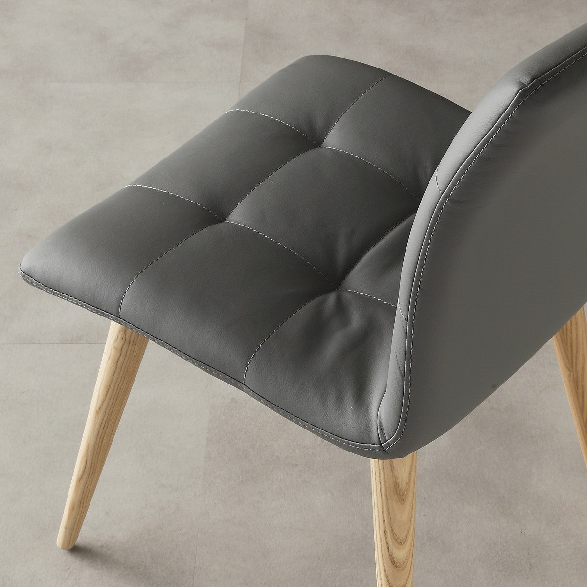 Sedie da cucina in legno ed ecopelle Konnor