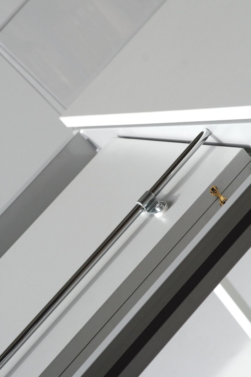 Tavolo allungabile Felix con piano in vetro extra chiaro