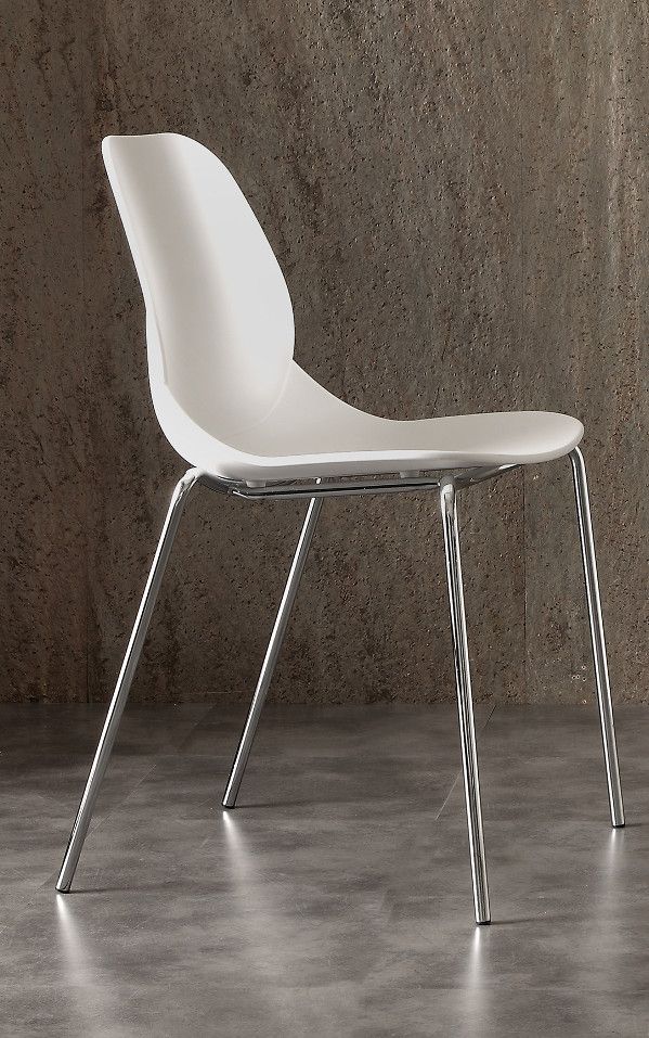 Sedie impilabili in polipropilene e metallo Tessi