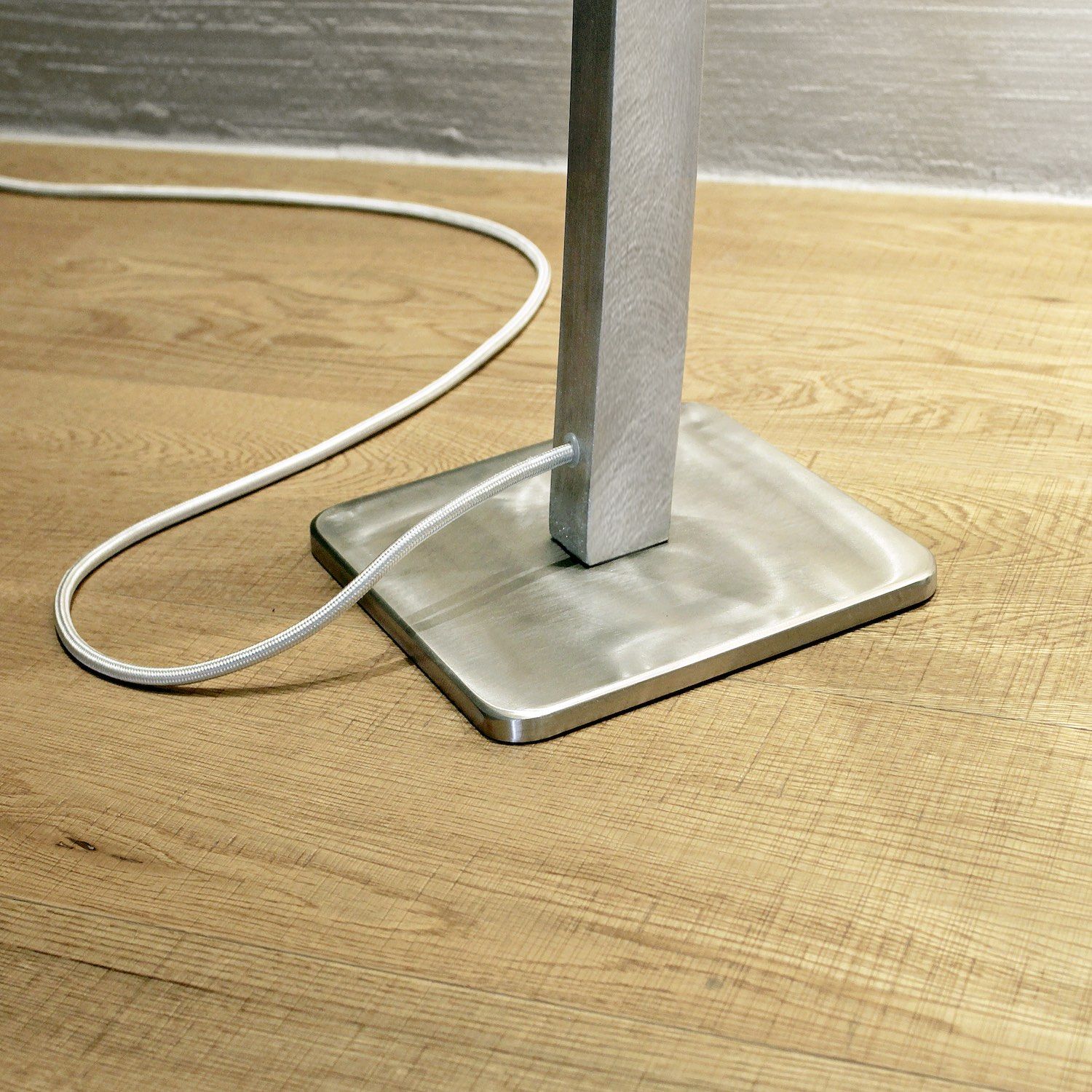 Lampada da terra a LED Curve