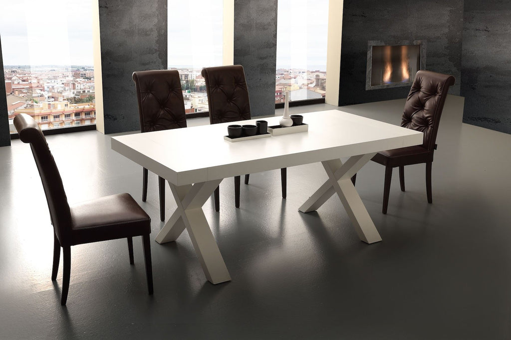 Tavolo allungabile Aras in nobilitato bianco e rovere