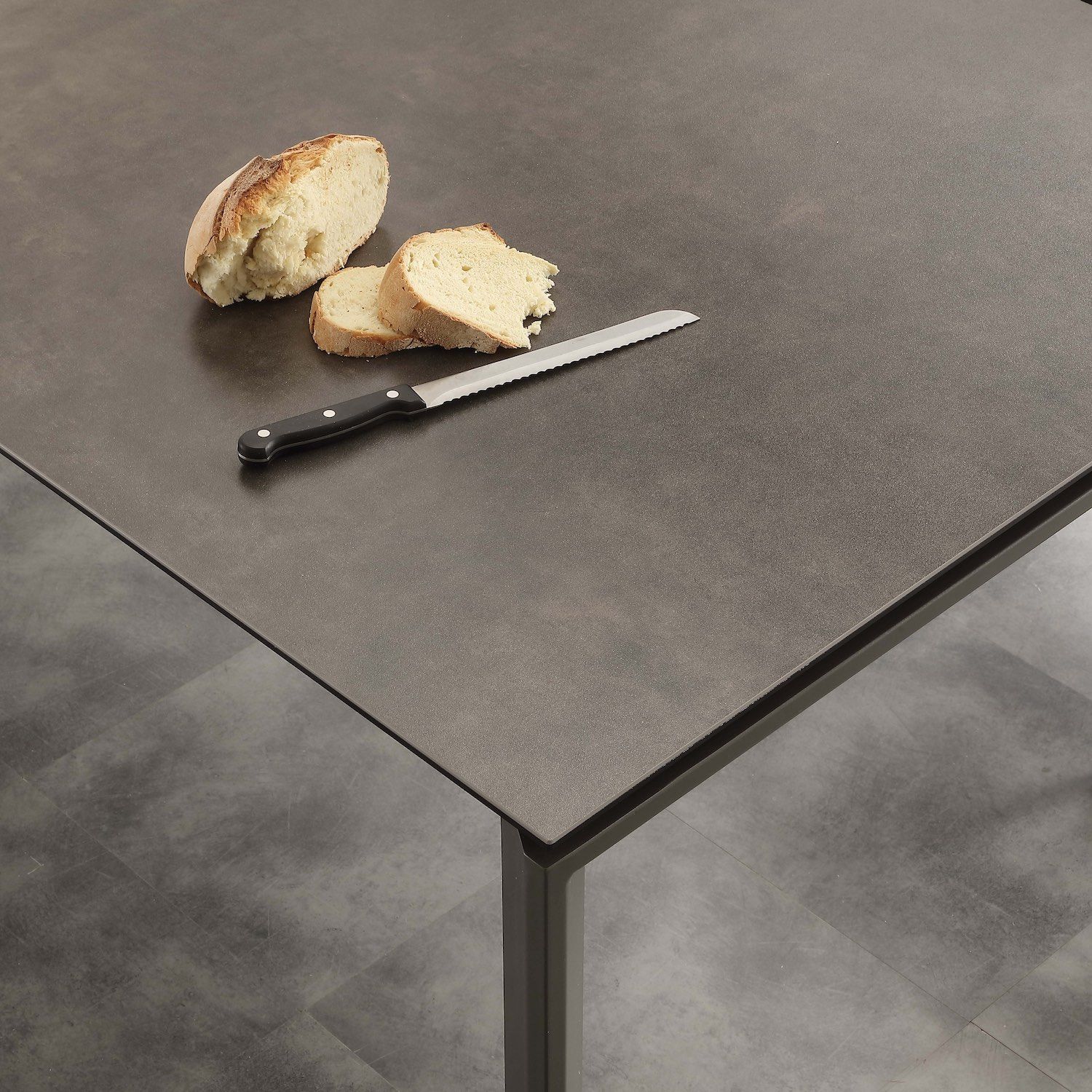 Tavolo allungabile Duarte piano vetro ceramica 140 x 90 cm