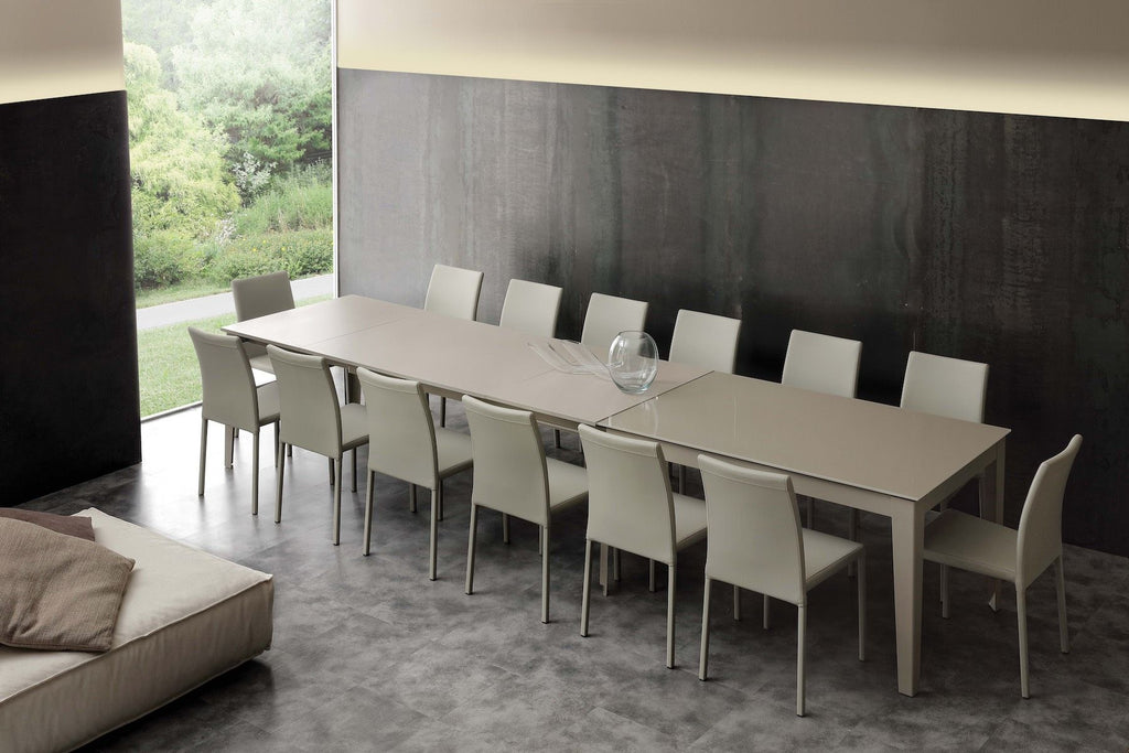 Tavolo allungabile Esko in vetro fino a 380 cm