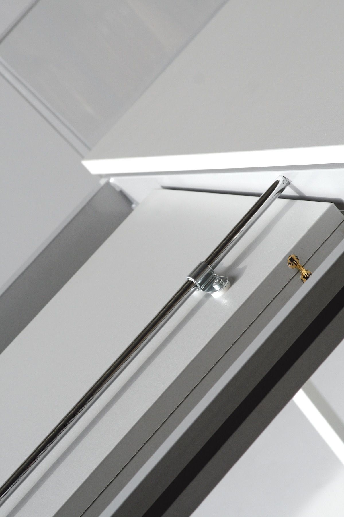 Tavolo allungabile moderno gambe in metallo Felix Nob