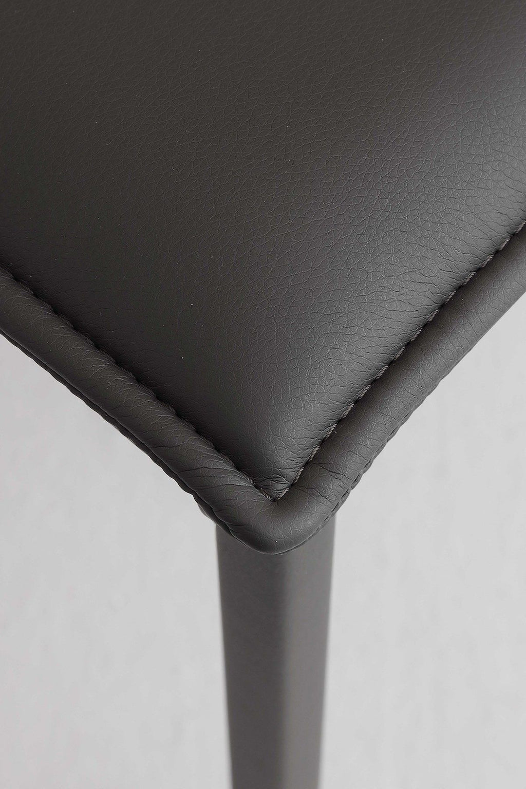 Sedie per cucina Sarianna in metallo ed ecopelle