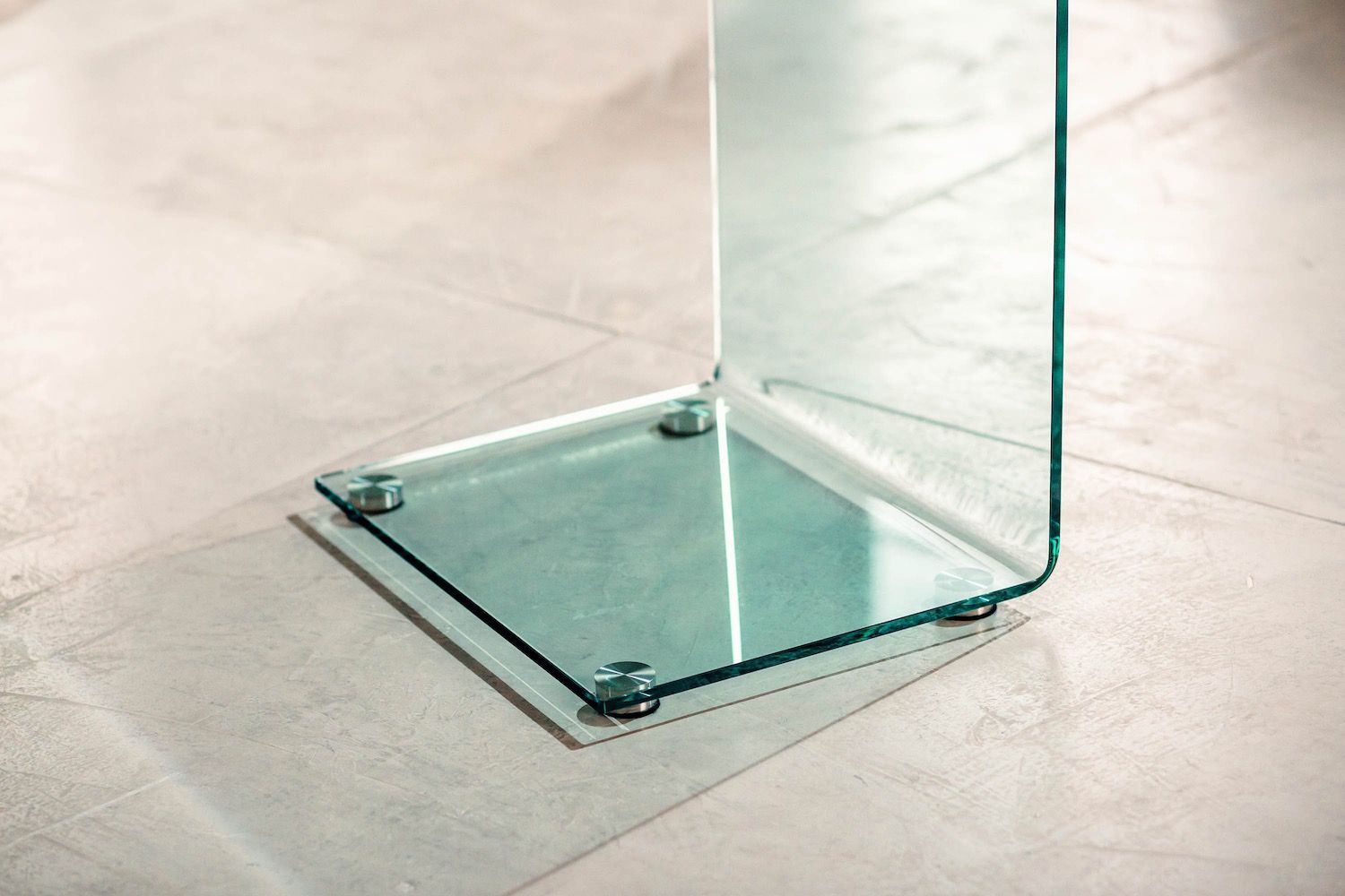 Tavolino lato divano in vetro Jorge