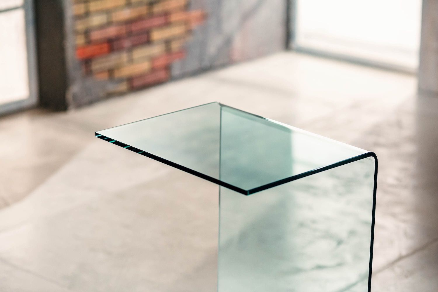 Tavolino lato divano in vetro Jorge