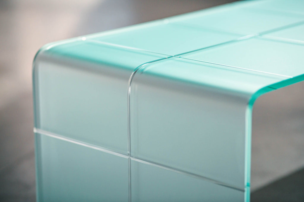 Tavolino da salotto in vetro curvato satinato Edilon