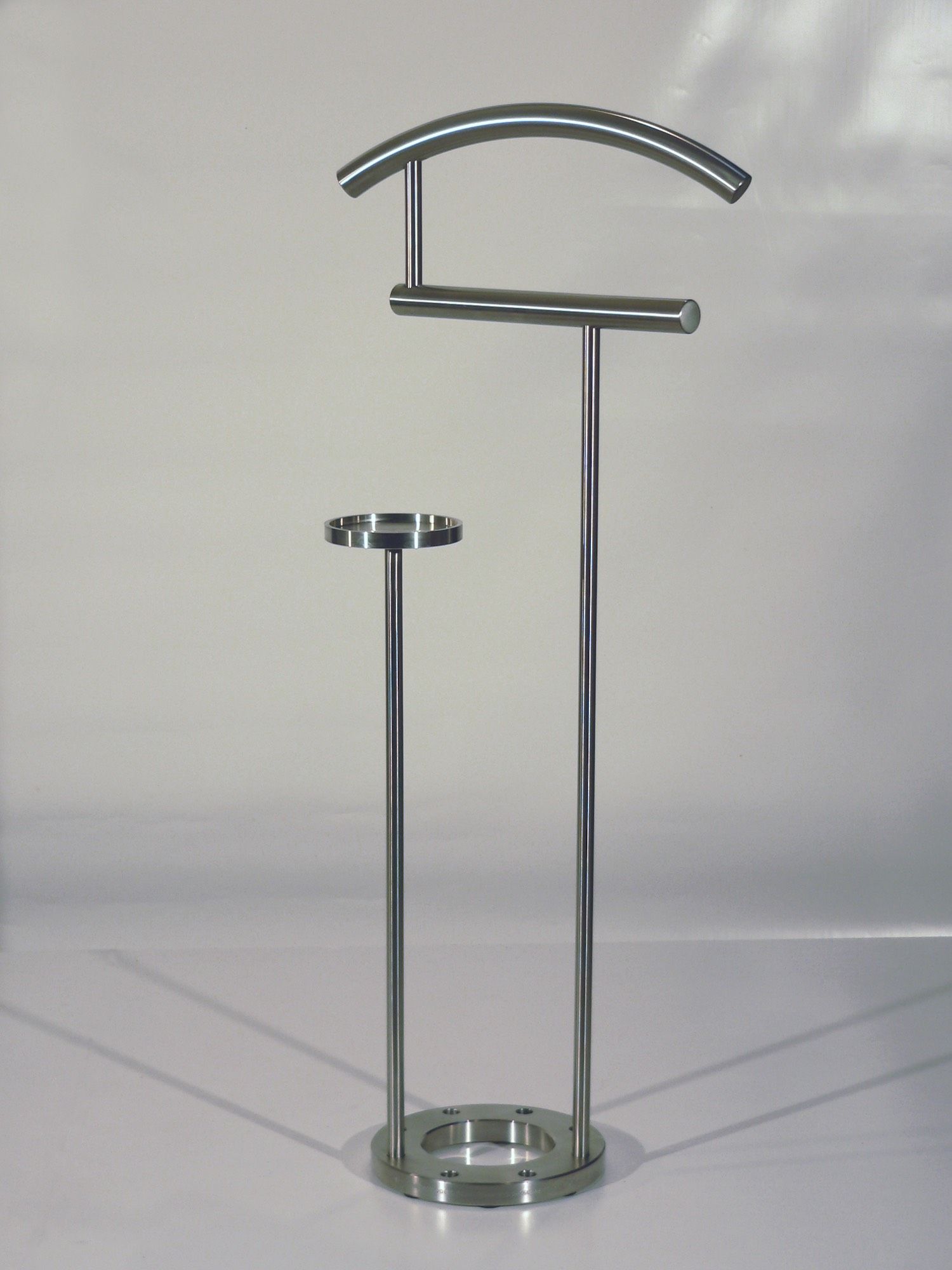 Indossatore da camera design moderno in acciaio Kermit