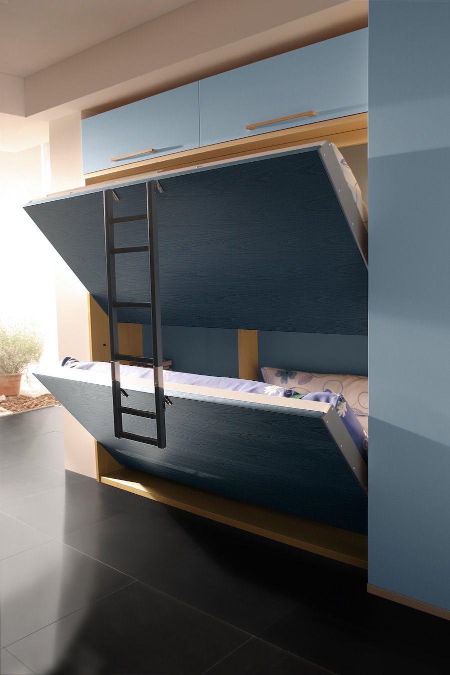 Letto a castello a scomparsa con scaletta per cameretta bimbi Vagone