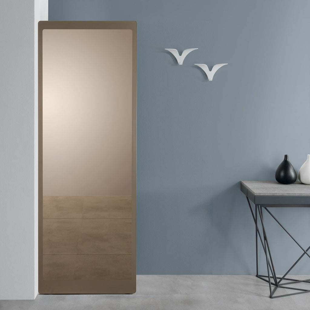 Specchio ad angolo con libreria e scarpiera Corinna