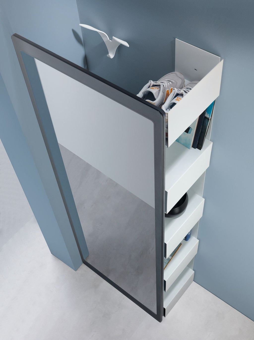 Specchio ad angolo con libreria e scarpiera Corinna