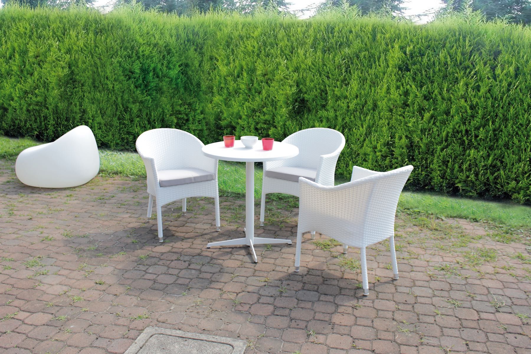 Poltroncina da giardino in alluminio e polietilene Savior