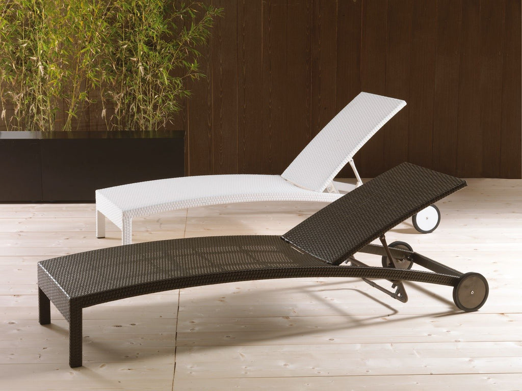 Lettino da giardino impilabile in vimini di polipropilene Baba