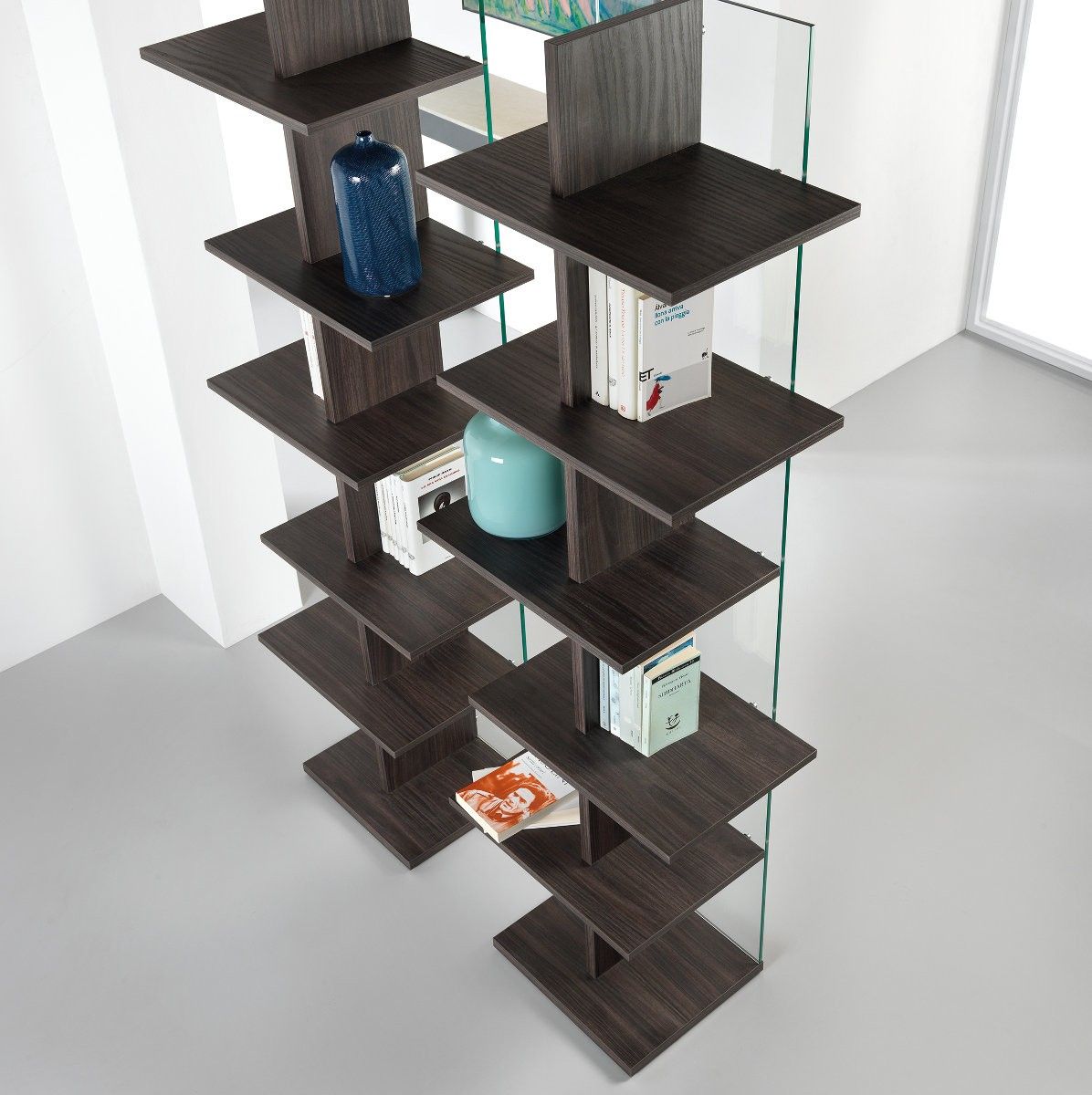 Libreria a colonna in vetro e legno Laddy