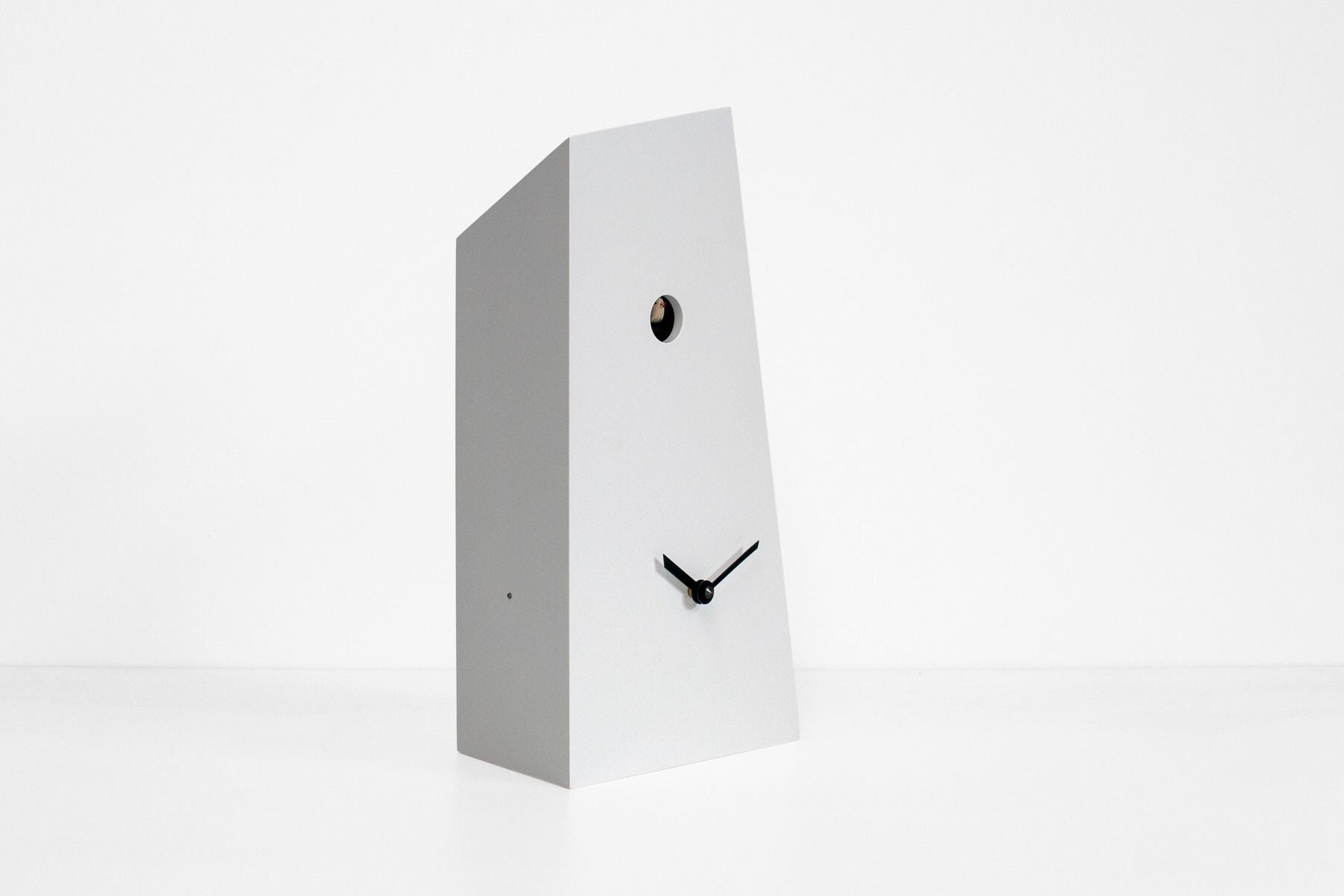 Orologio a cucù moderno Monolith