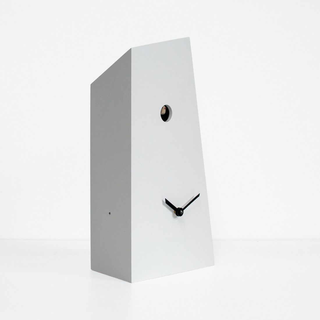 Orologio a cucù moderno Monolith