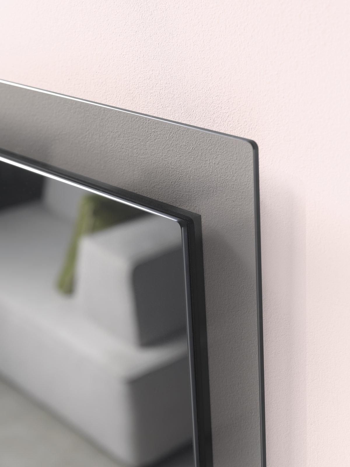 Specchio da parete con cornice fumè Darcy