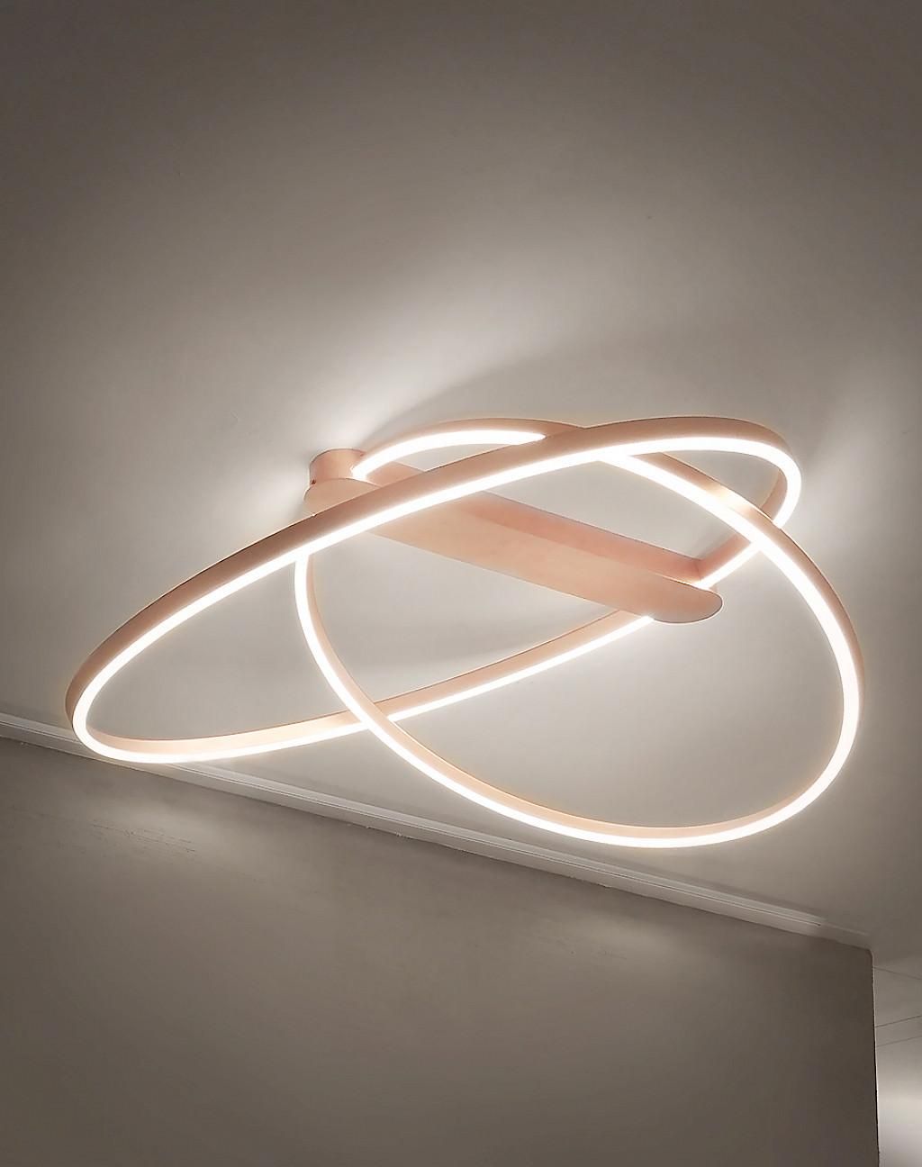 Plafoniera a LED design moderno Leggera