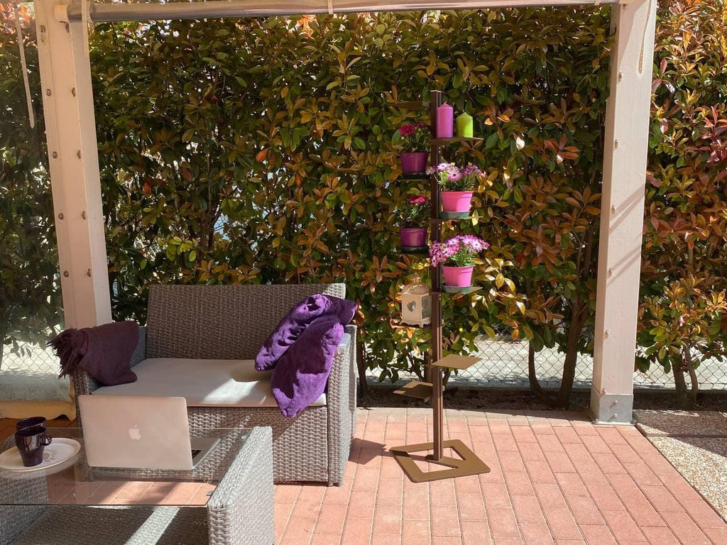 Portavasi da interno autoportante design moderno Mr Green