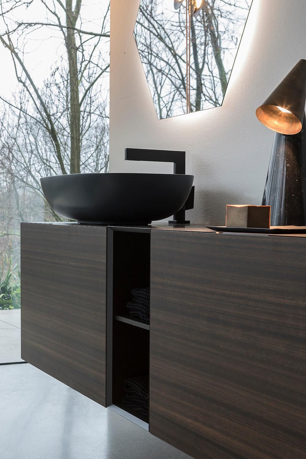 Mobili bagno in legno Qubo 1 di Loetrà