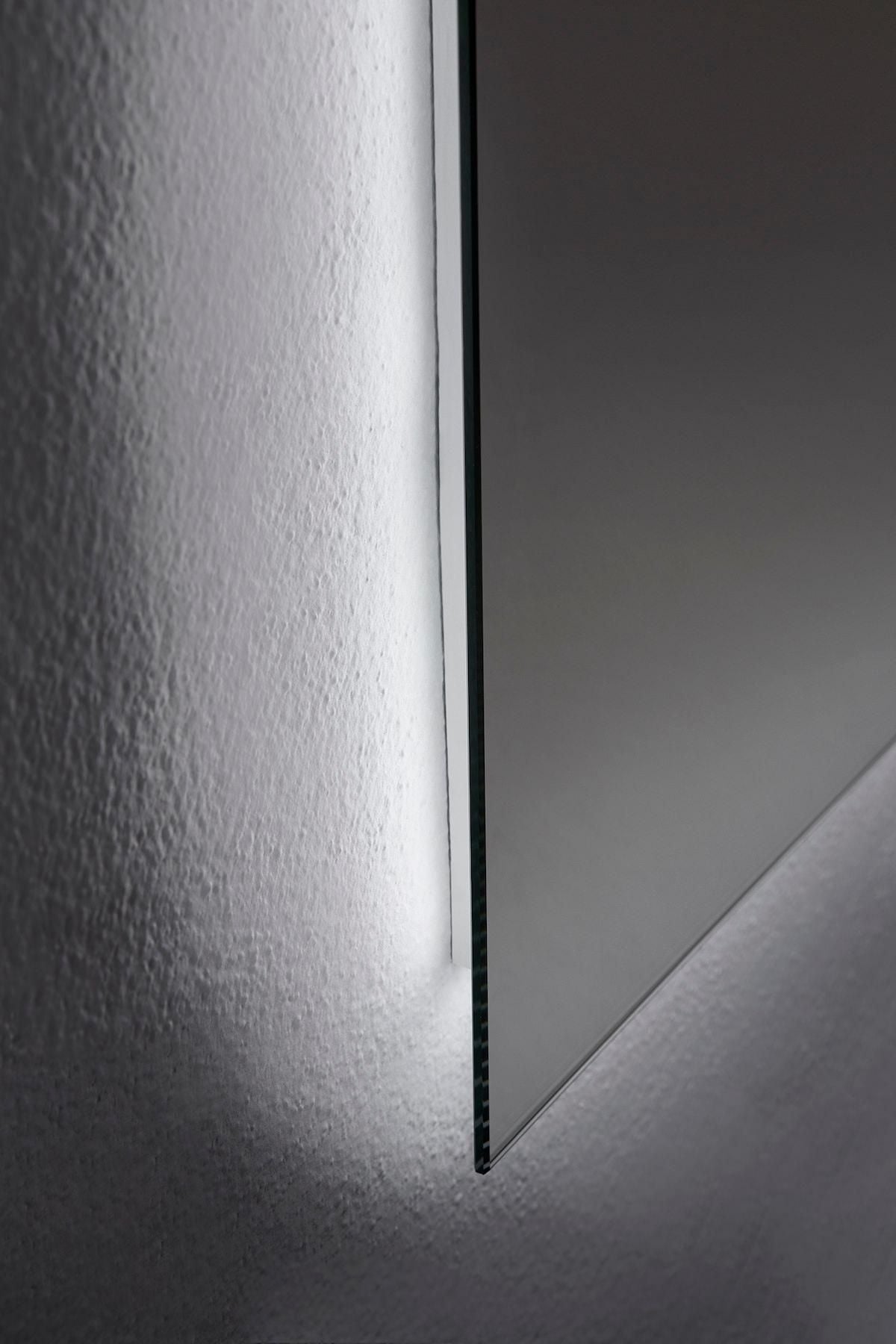 Specchio bagno con retro-illuminazione Filo