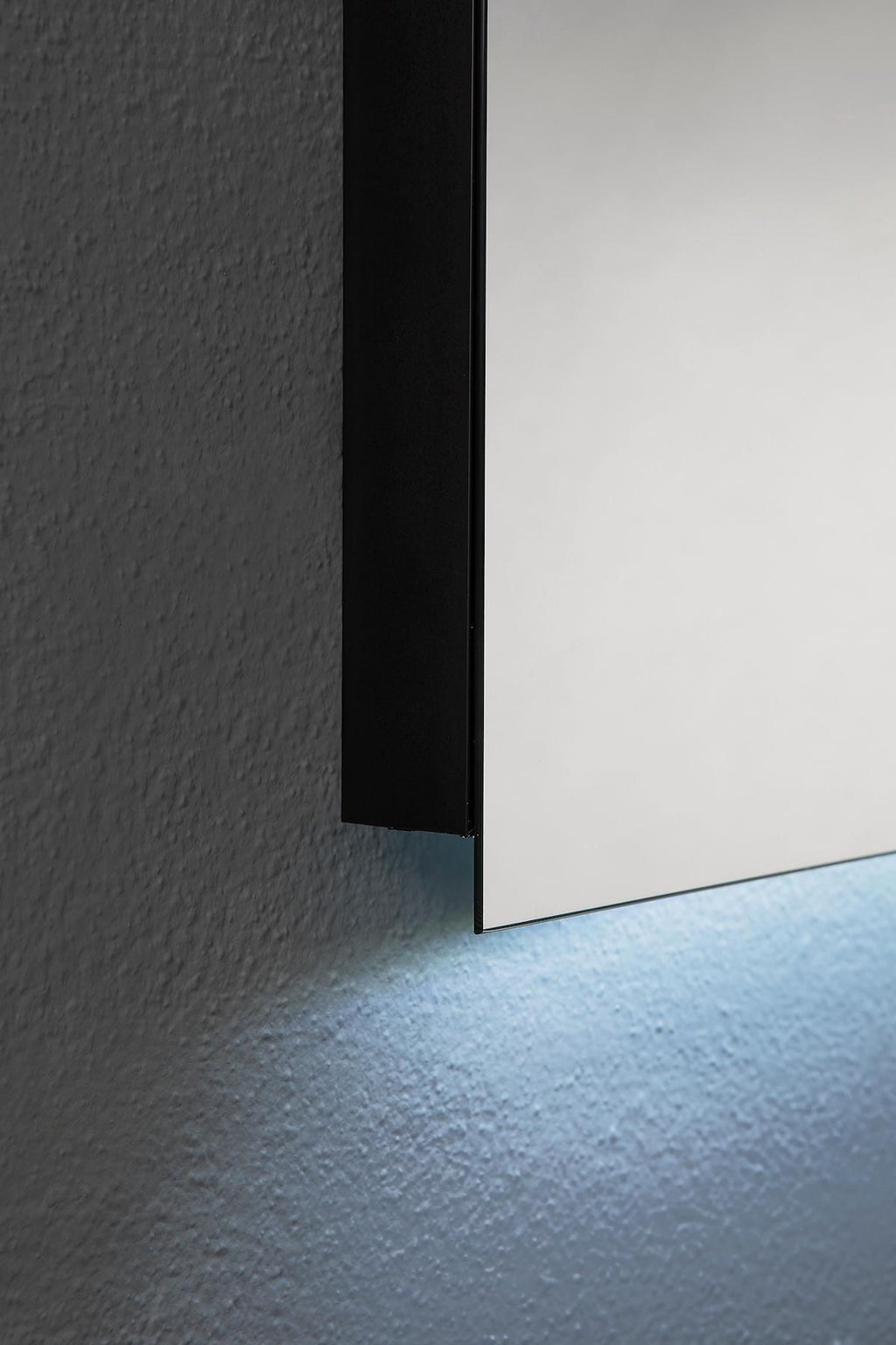 Specchio bagno retroilluminato moderno Tray