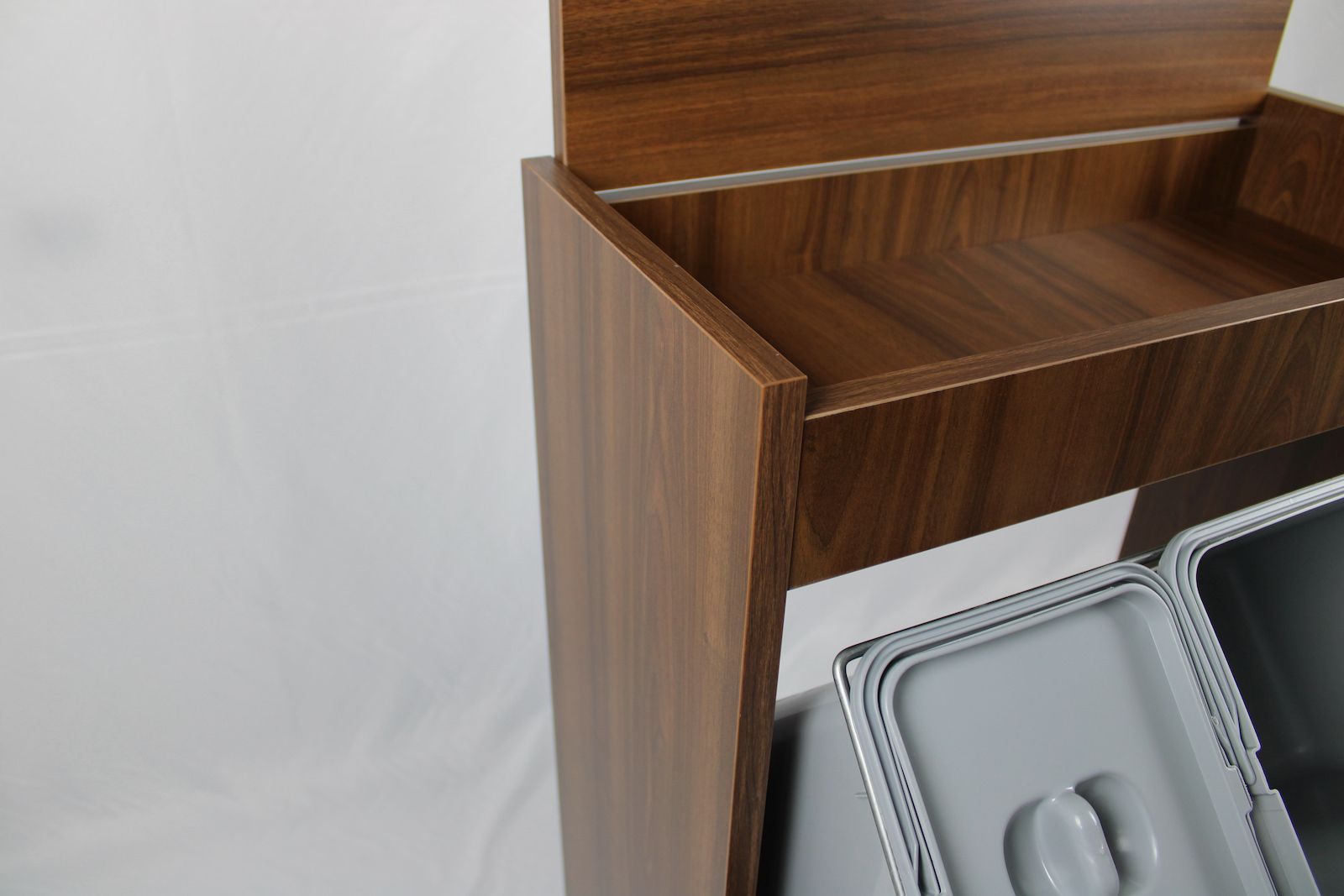 Mobile raccolta differenziata Gea in legno 4 secchi