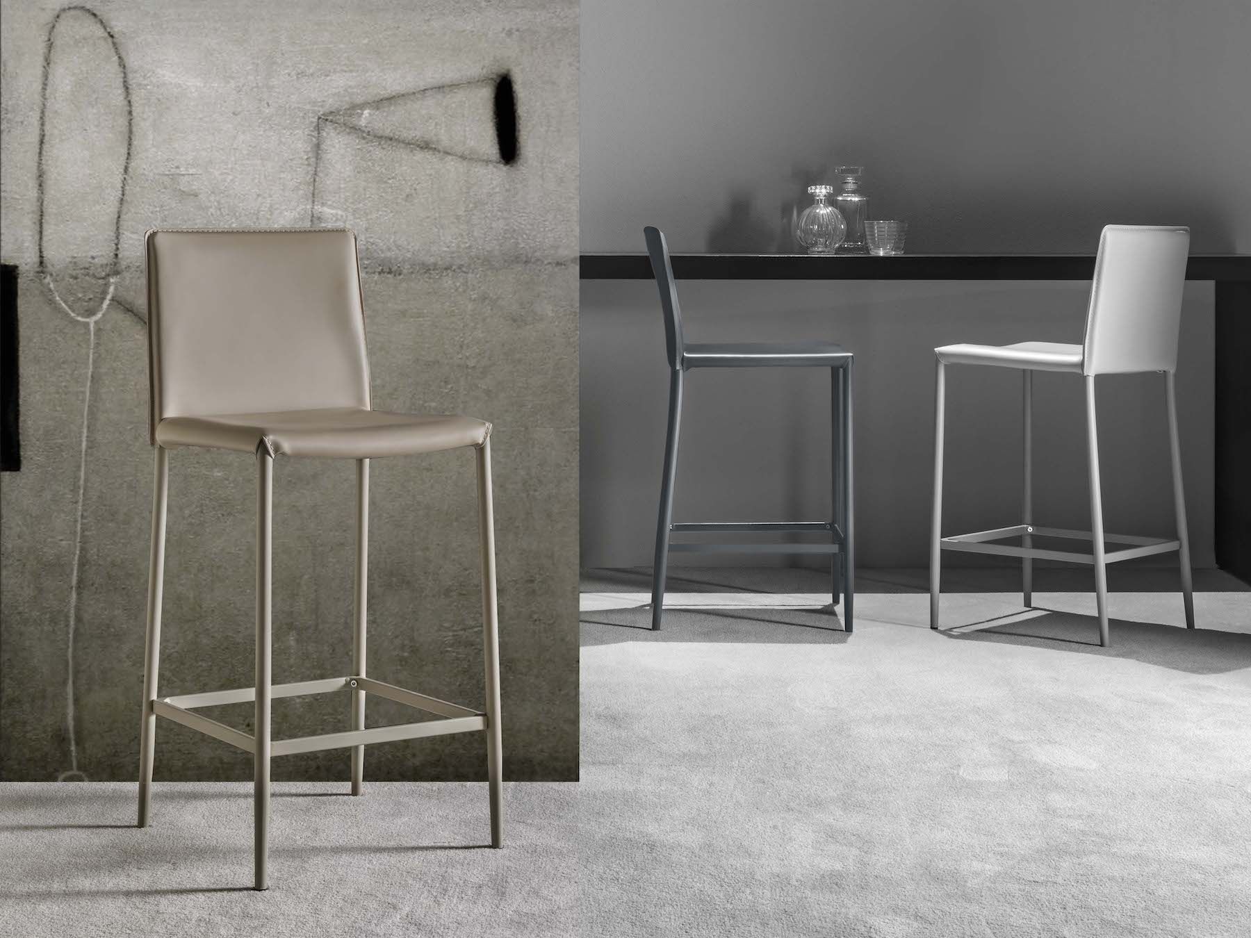 Coppia sgabelli da cucina moderni in simil cuoio Zalia