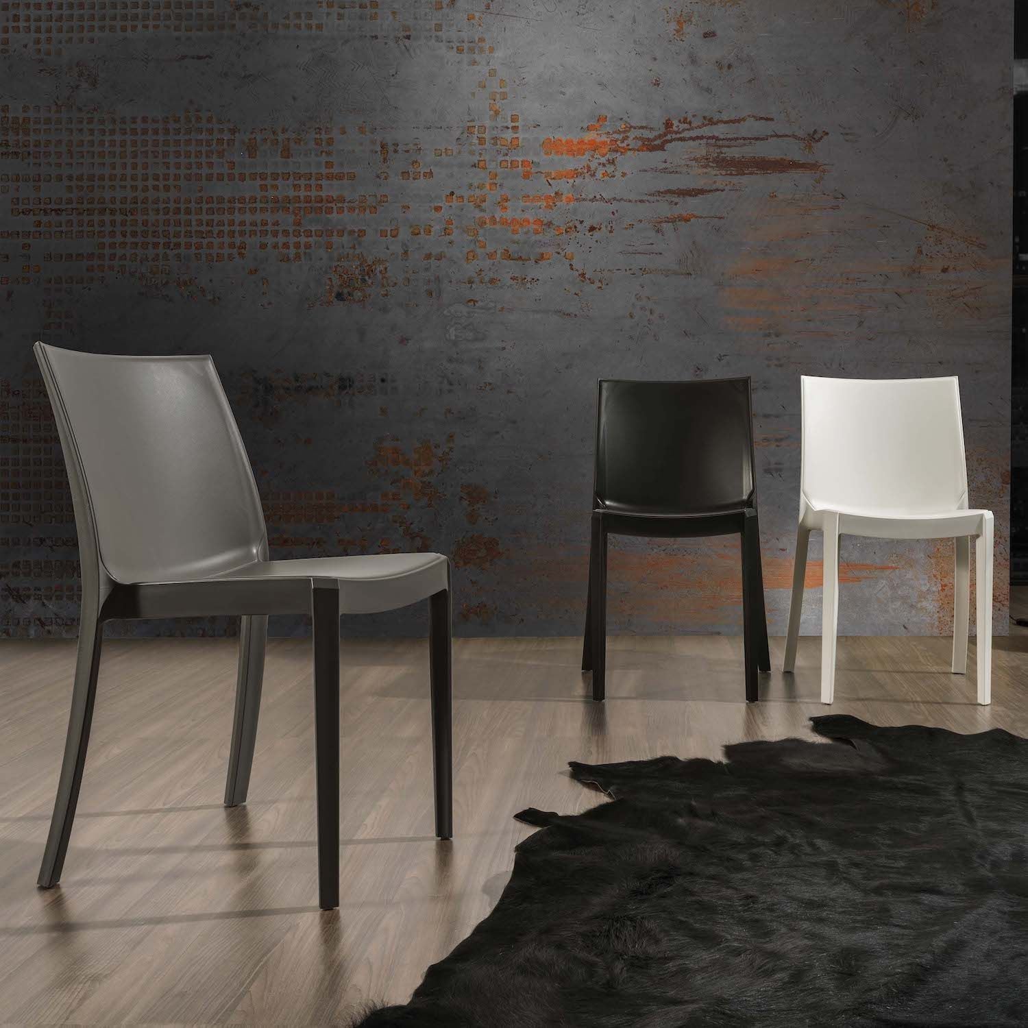 Sedie impilabili in polipropilene bianco nero o tortora Berlin