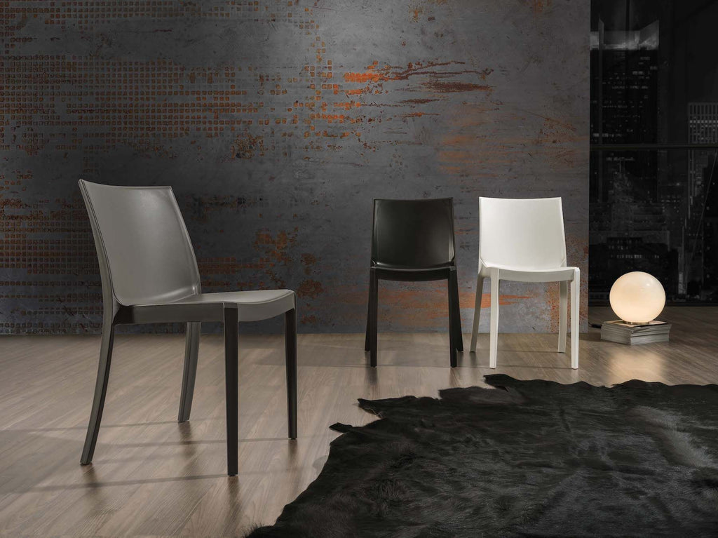 Sedie impilabili in polipropilene bianco nero o tortora Berlin