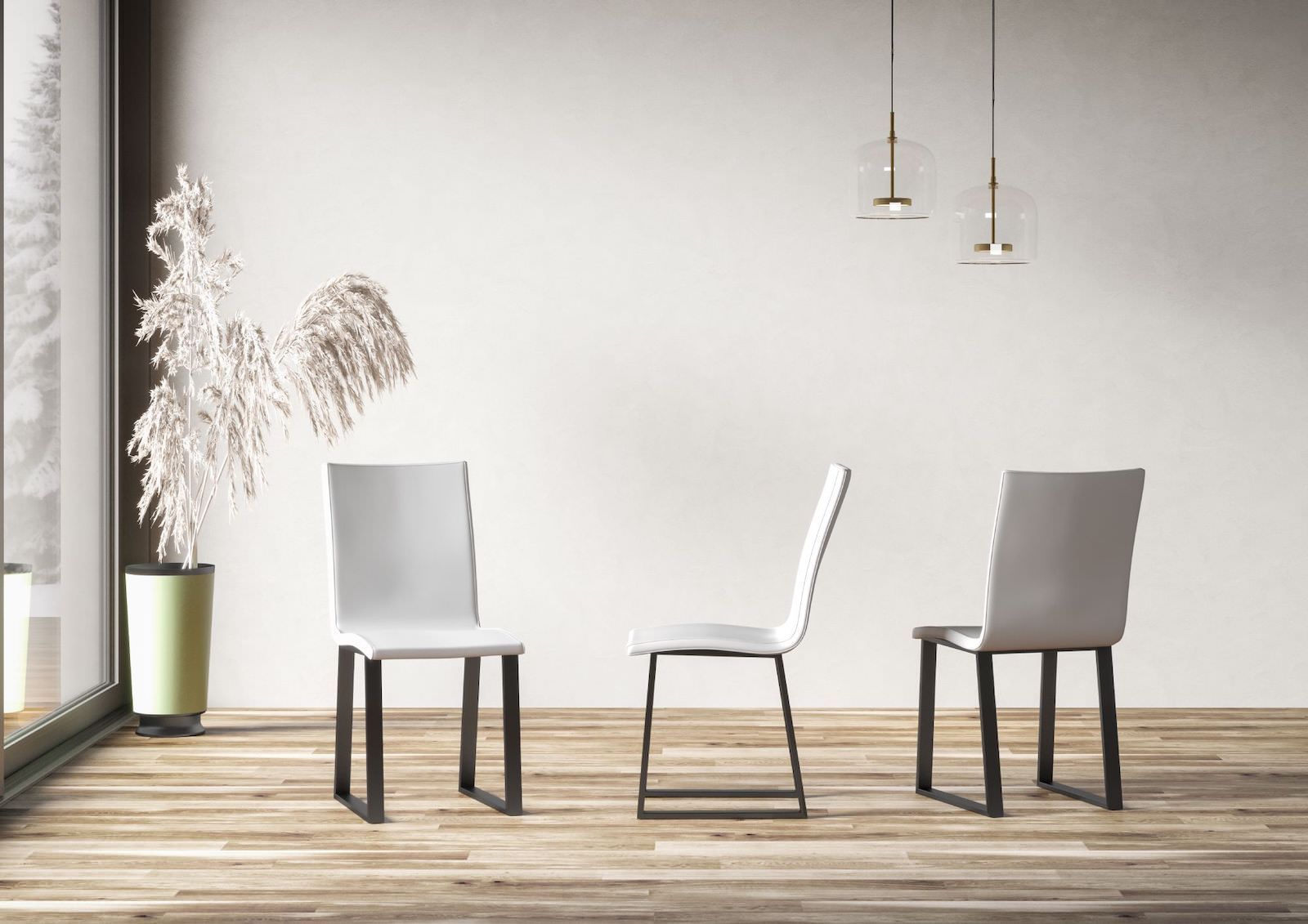 Sedia a slitta in metallo e similpelle Kenny