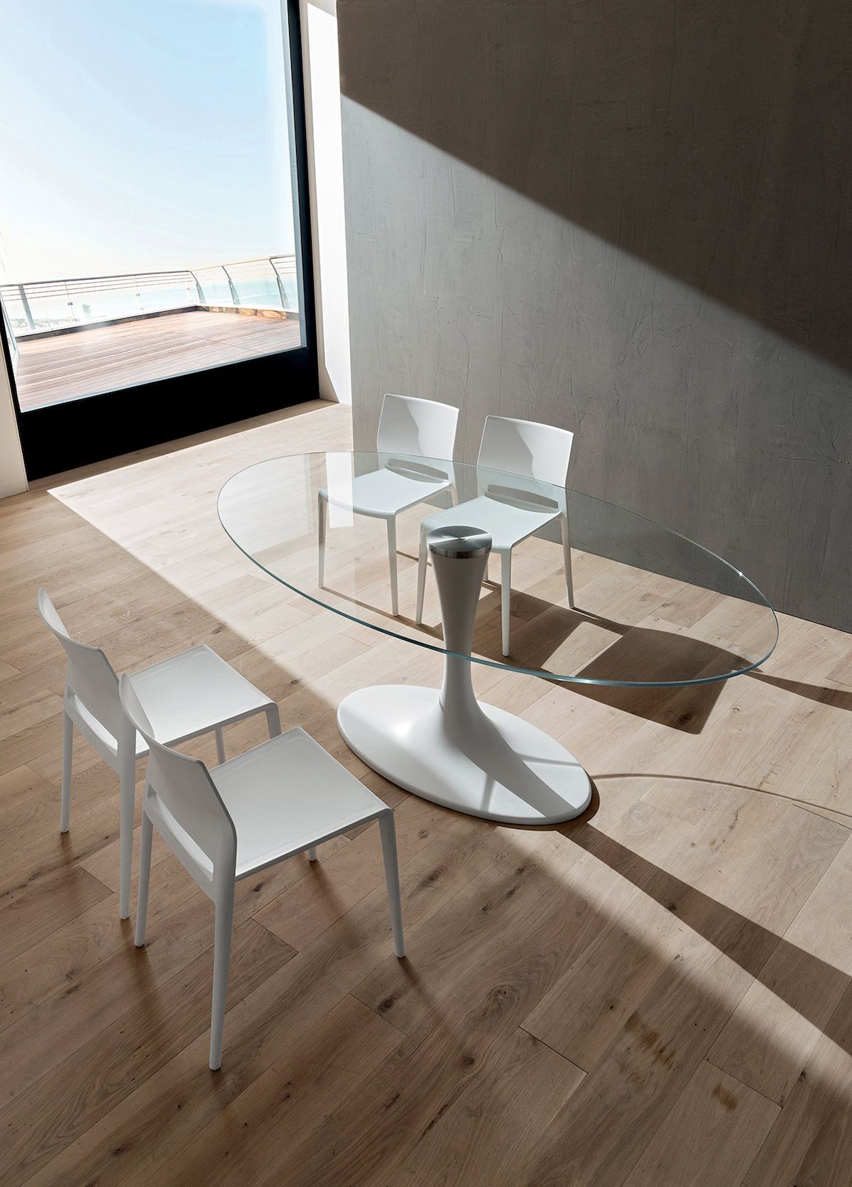 Tavolo fisso ovale con piano in vetro trasparente Avalon Glass