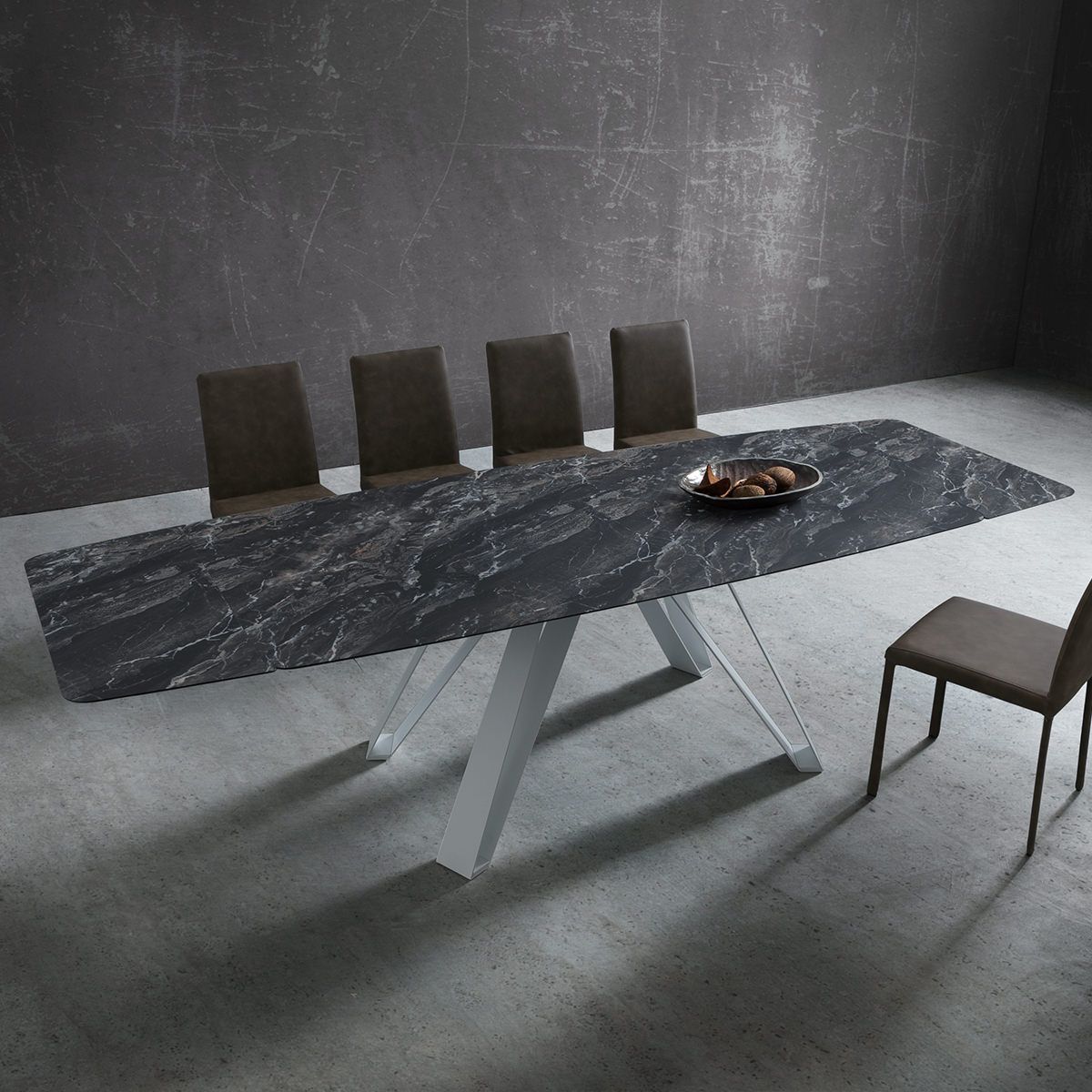 Tavolo da pranzo allungabile con piano a botte Sanders Royale