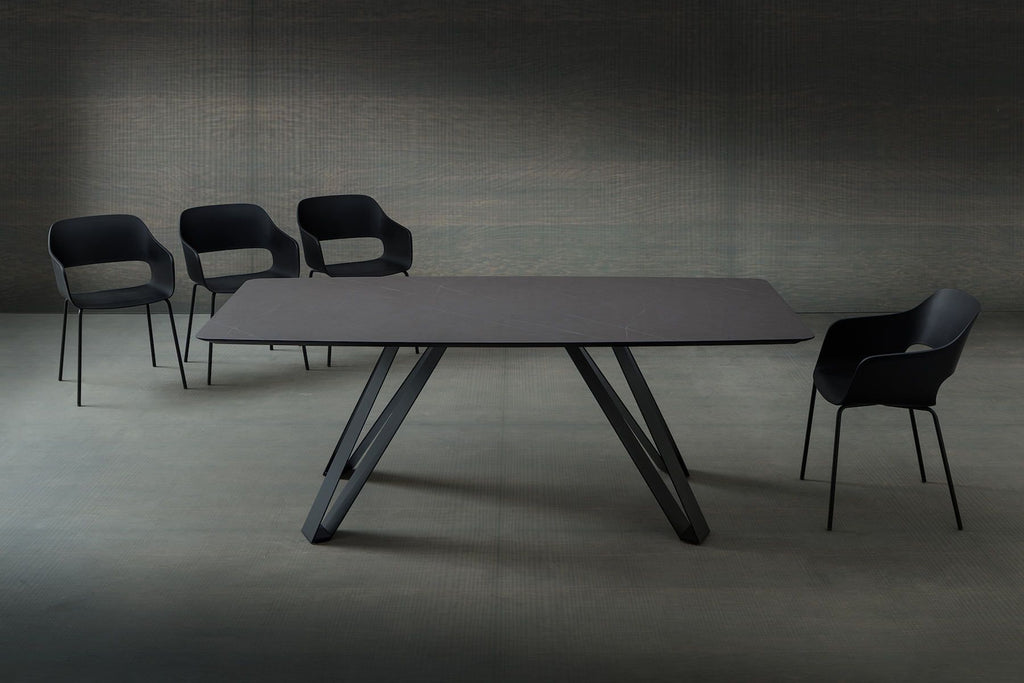 Tavolo da pranzo fisso con piano a botte Sanders Tobacco