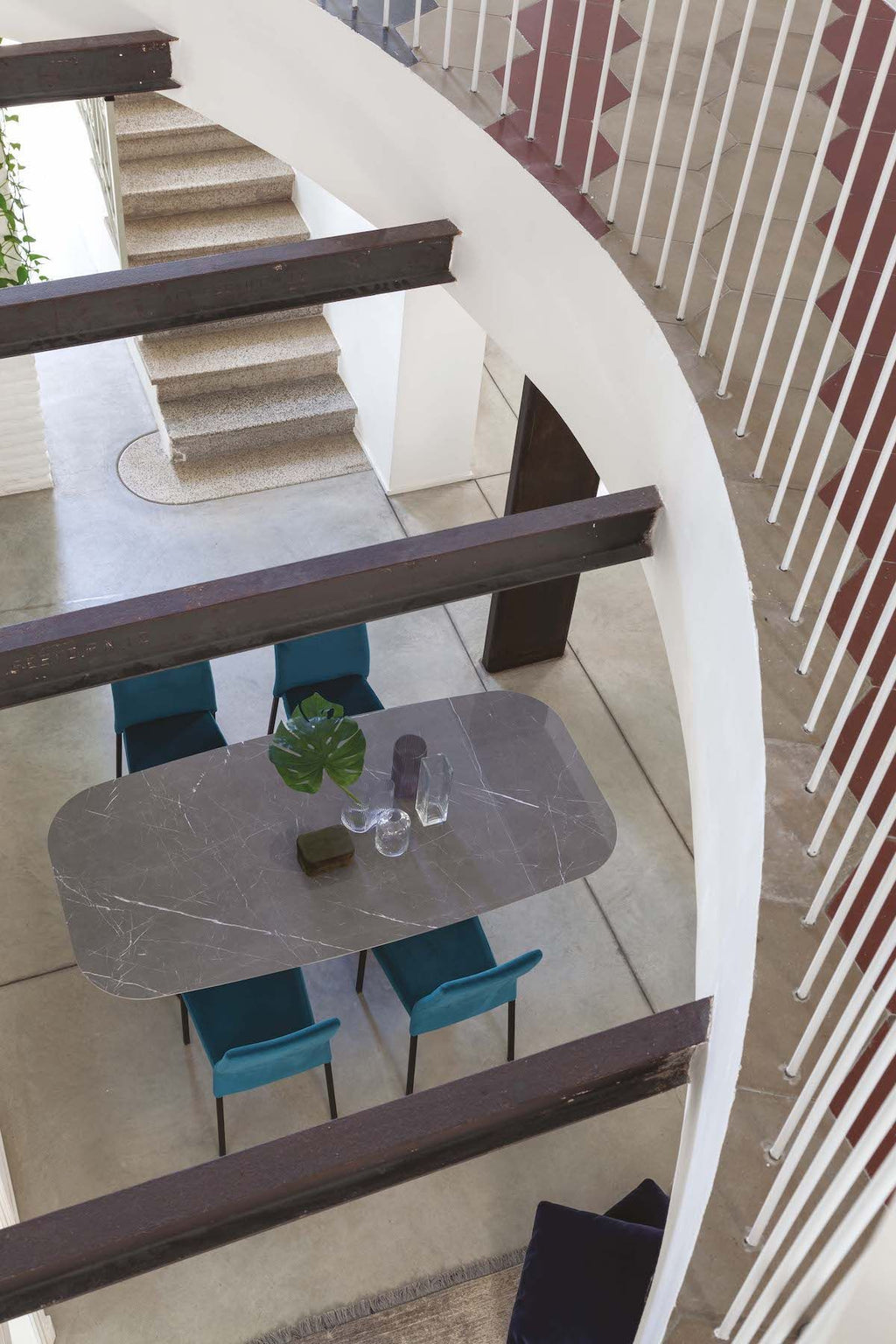 Tavolo da pranzo in acciaio e ceramica Springs Plus