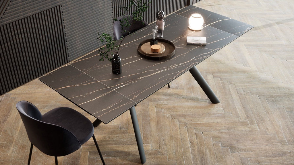 Tavolo da pranzo allungabile in acciaio e gres Tirrel