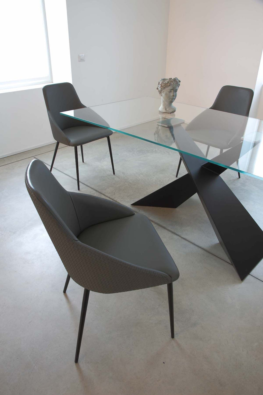 Tavolo scrivania in acciaio e vetro extrachiaro Nairobi