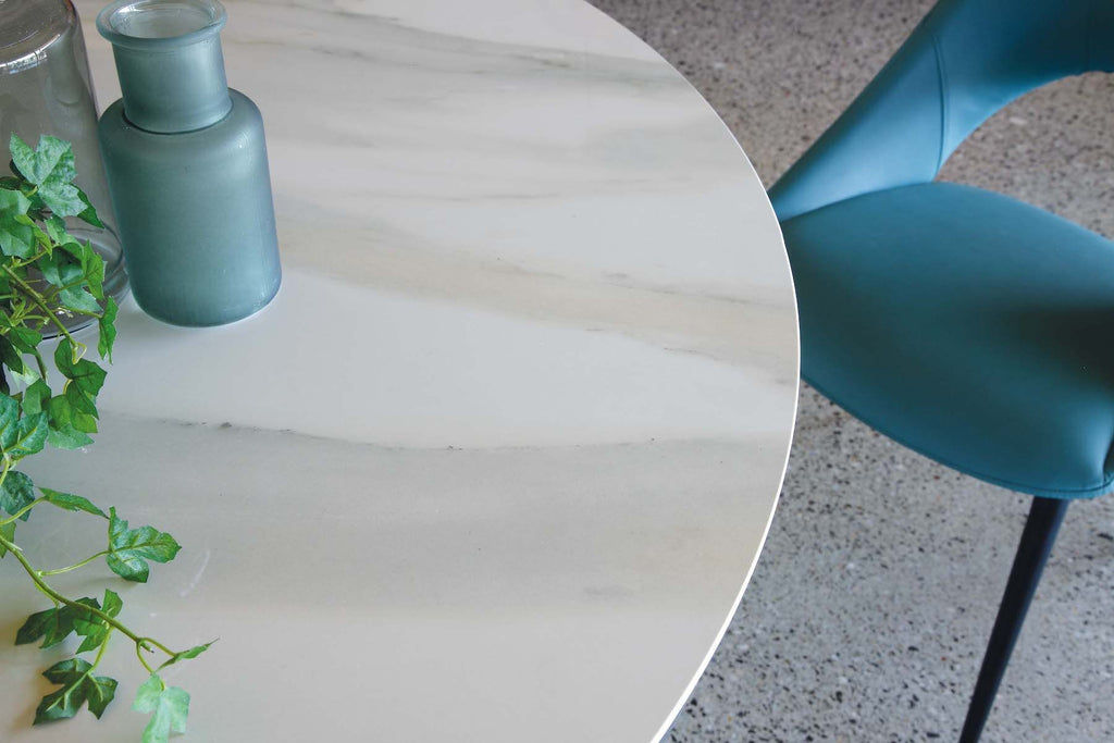 Tavolo rotondo in acciaio e ceramica Runder Florim