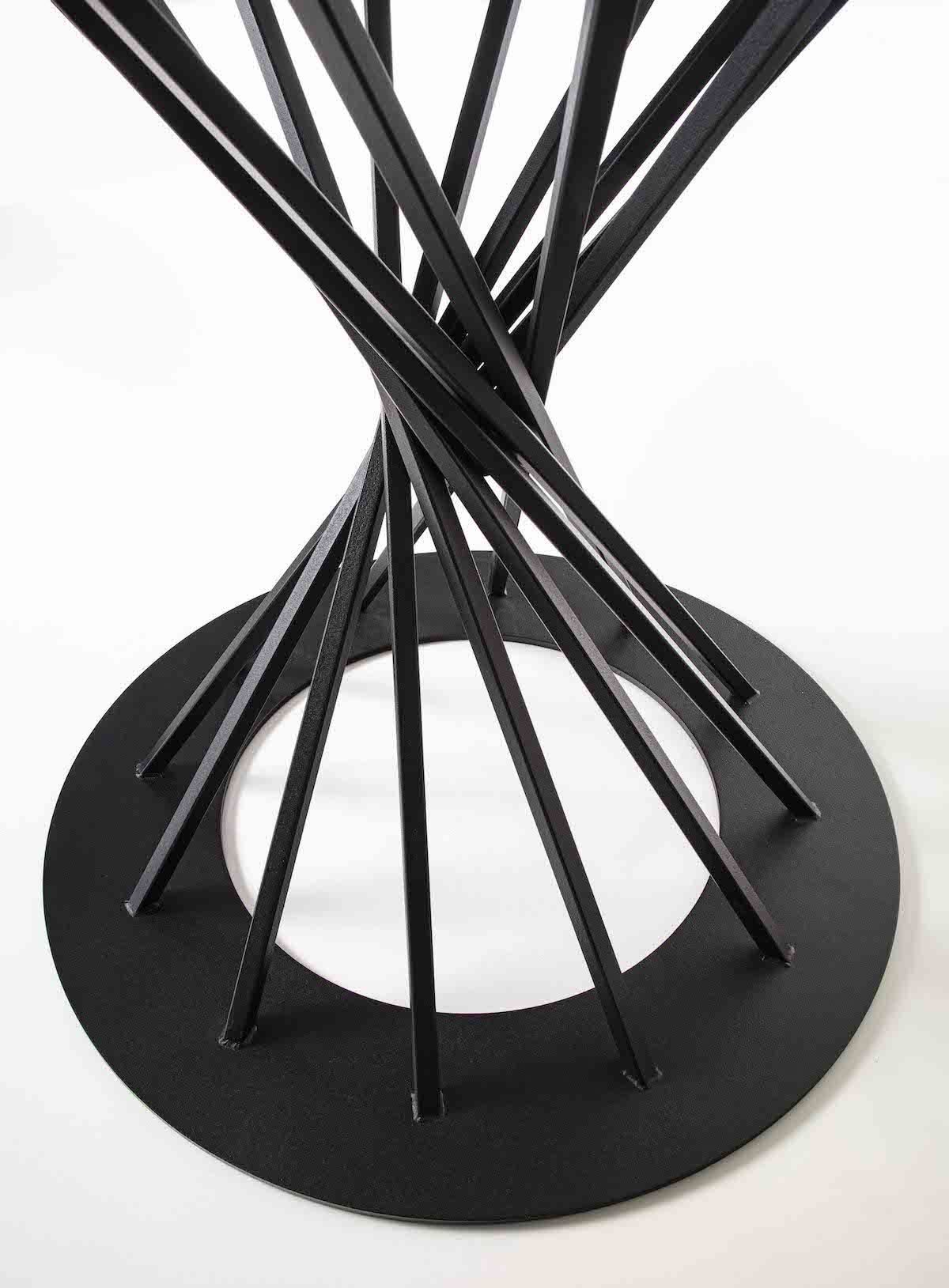 Tavolo rotondo in acciaio e ceramica Runder Florim