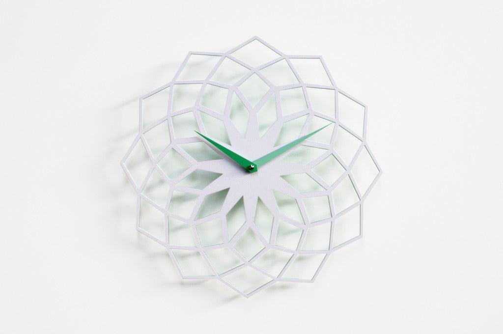 Orologio da muro Skallop in metallo verniciato