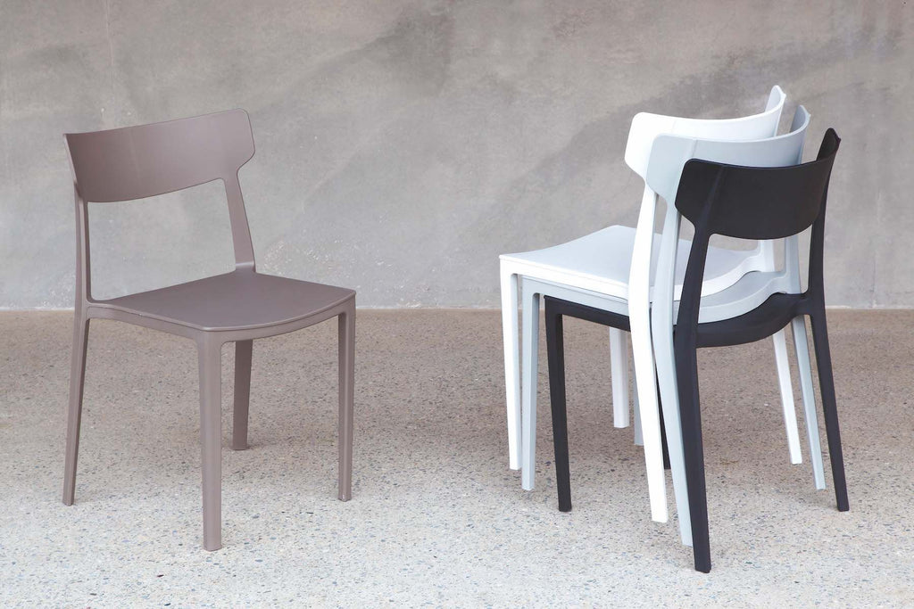 Sedie in polipropilene impilabili per cucina o sala pranzo Bicocca