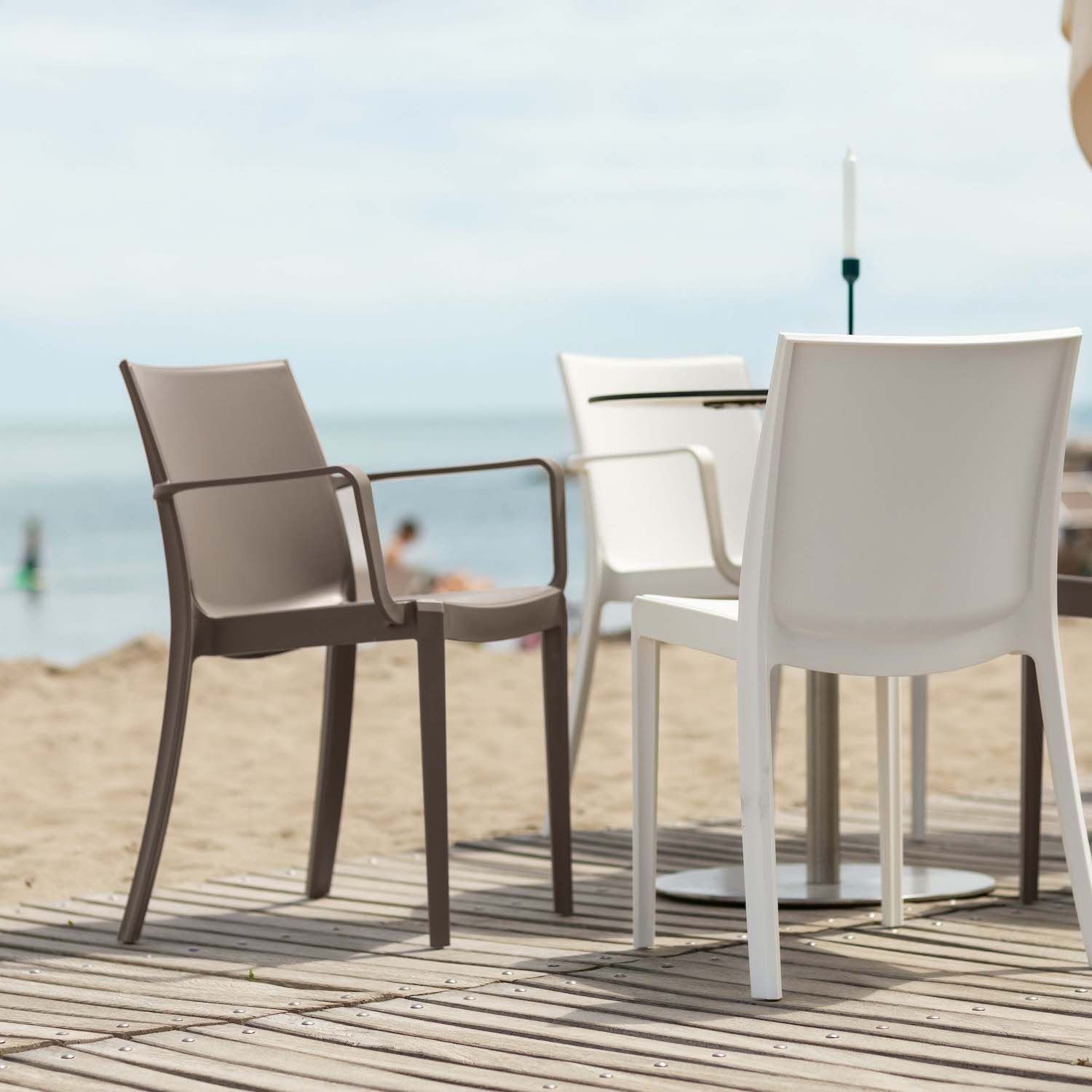 Sedie impilabili in polipropilene per cucina o giardino Devel